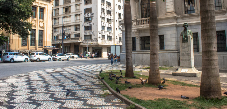 Estudo mapeia estado das calçadas na cidade de São Paulo