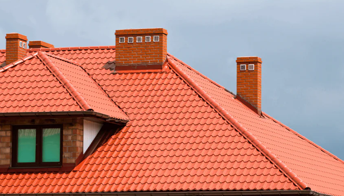 Saiba como calcular a inclinação de telhados para uma cobertura impecável